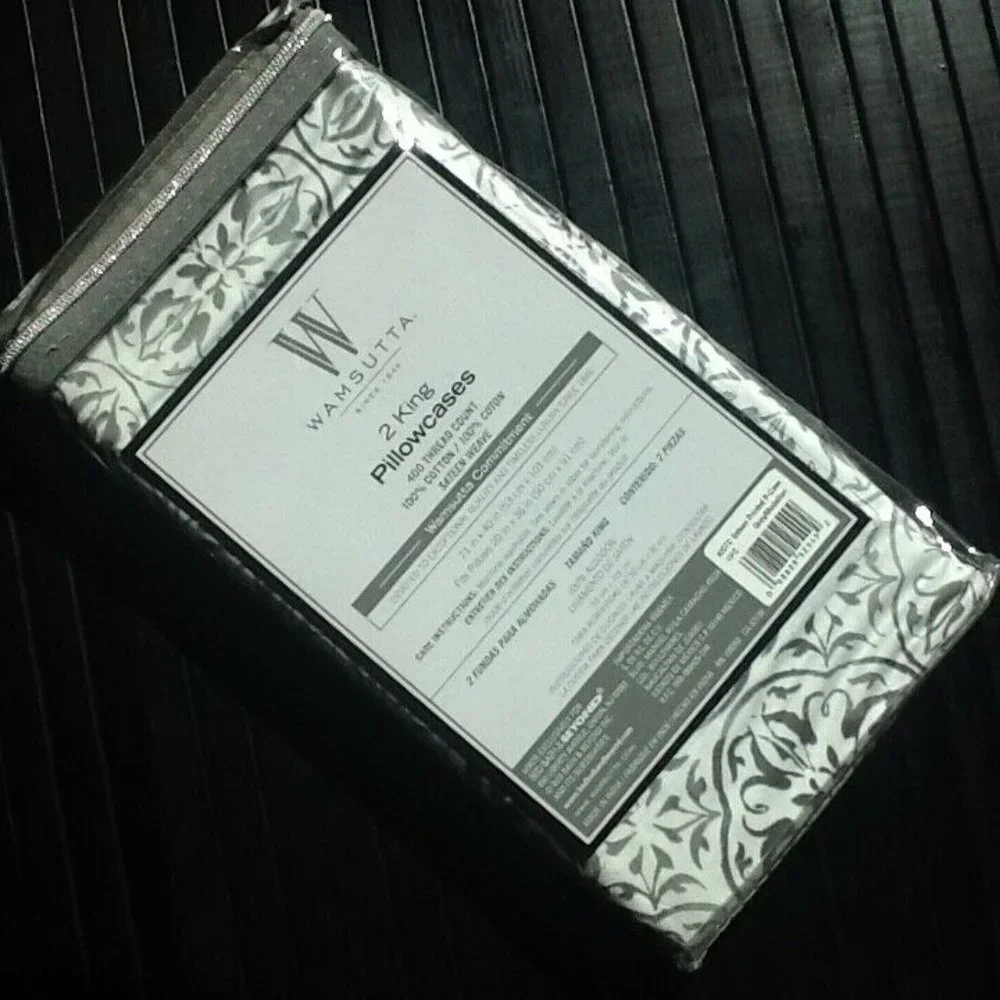 new GRAY BATIK MEDALLION Wamsutta 400 TC 100% Cotton Sateen KING Pillowcases